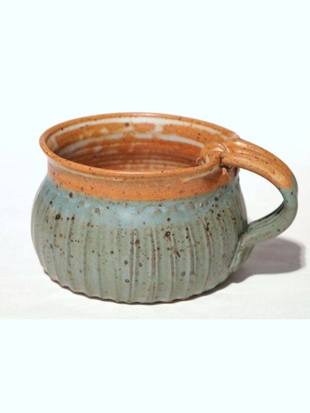 EUC Studio Art Pottery Handmade Pottery Art Batter Bowl with Handle Signed 4.5"